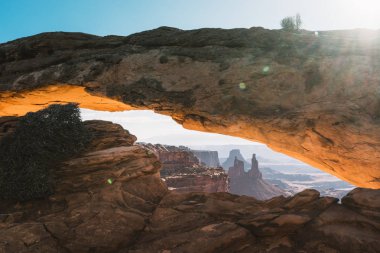 Günbatımı zaman, ABD Arizona kaya oluşumları doğal görünümünü