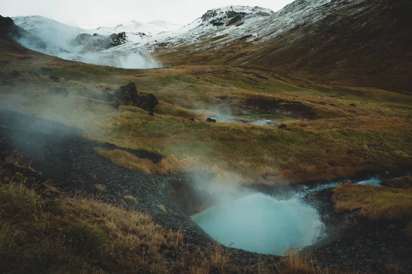 아이슬란드 유럽의 아름다운 풍경속에서 모락모락 — 스톡 사진