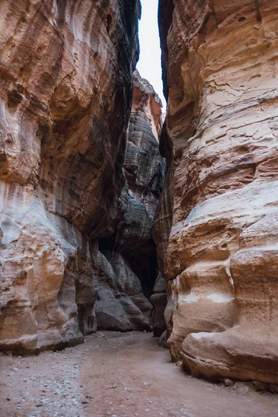 Barranco Estrecho Las Rocas Desierto Jordania Asia — Foto de Stock