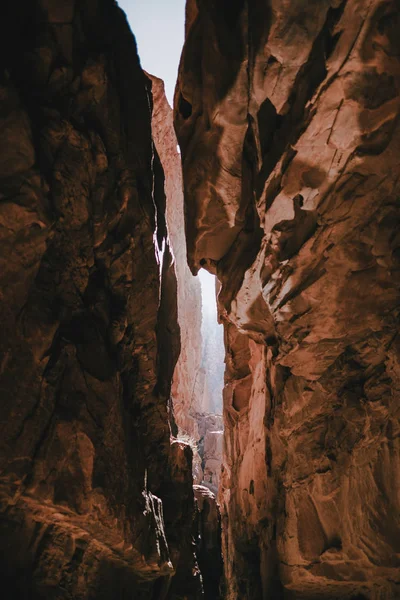 Barranco Estrecho Las Rocas Desierto Jordania Asia — Foto de Stock