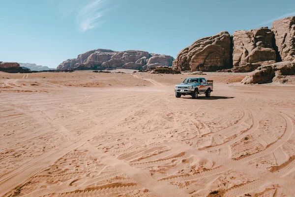 Car Sand Landscape Desert Jordan Asia — Stock Photo, Image