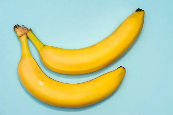 Banana Fundo Azul — Fotografia de Stock