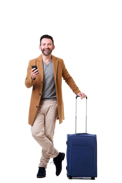 Retrato Corpo Inteiro Homem Feliz Com Celular Mala Contra Fundo — Fotografia de Stock