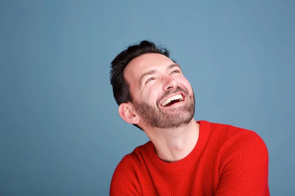 Primer Plano Retrato Hombre Feliz Riendo Mirando Hacia Arriba Sobre —  Fotos de Stock