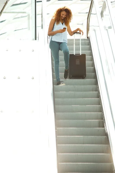 Full Body Portrait Young Woman Escalator Mobile Phone Bags — Stock Photo, Image