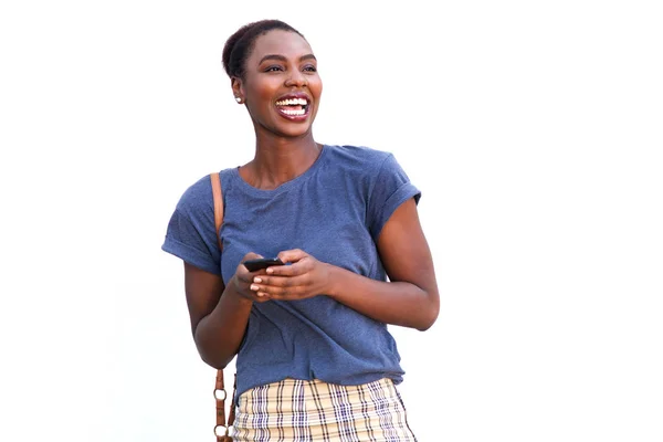 Retrato Jovem Feliz Rindo Com Celular Contra Fundo Branco Isolado — Fotografia de Stock