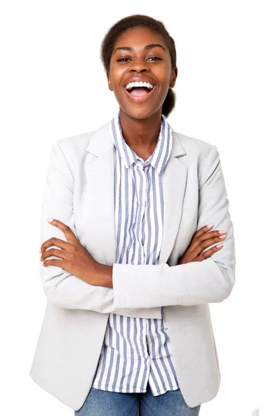 Portret Młodej Kobiety African American Śmiejąc Się Ramionami Skrzyżowanymi Przeciwko — Zdjęcie stockowe