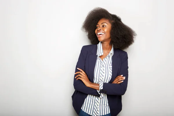Retrato Horizontal Jovem Empresária Negra Rindo Contra Parede Cinza — Fotografia de Stock