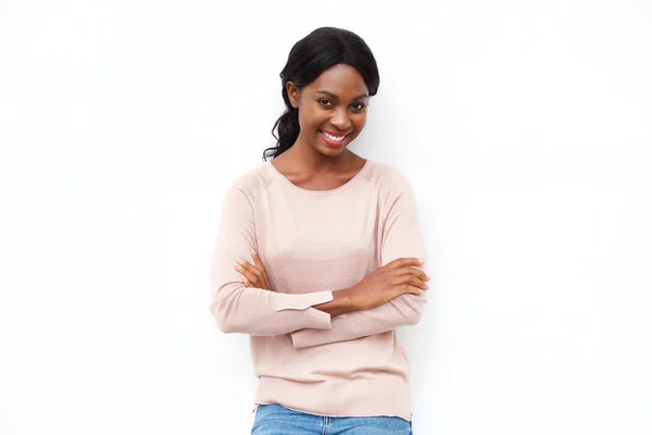 Retrato Una Hermosa Joven Negra Posando Con Los Brazos Cruzados —  Fotos de Stock