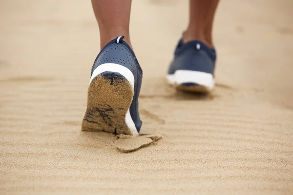 Low Angle Female Gym Shoes Walking Sand — Stock Photo, Image