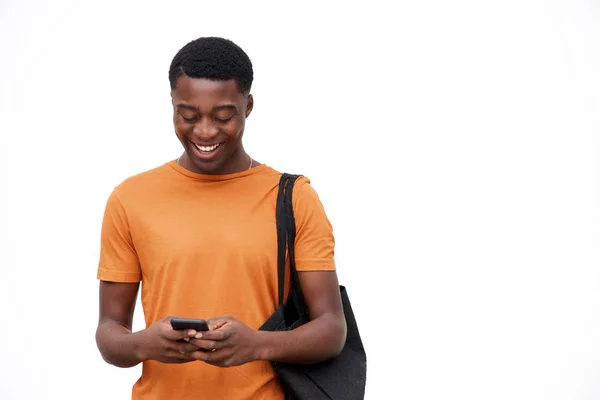 Retrato Jovem Feliz Olhando Para Telefone Celular Contra Fundo Branco — Fotografia de Stock