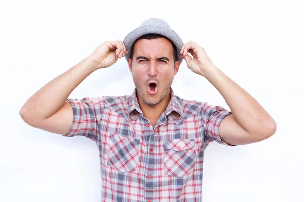 Retrato Latino Sorprendido Con Sombrero Boca Abierta Sobre Fondo Blanco —  Fotos de Stock