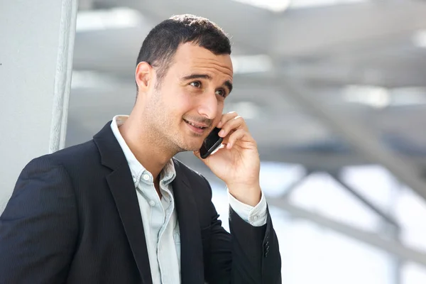 Portret Biznesmen Rozmowy Telefon Komórkowy Bliska — Zdjęcie stockowe