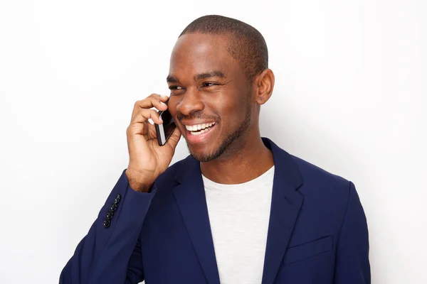 Close Retrato Feliz Jovem Negro Falando Com Telefone Inteligente Por — Fotografia de Stock