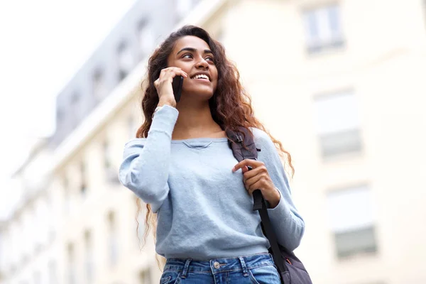 Portrait Walking Young Woman Talking Cellphone City — Stock Photo, Image