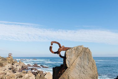 San Sebastian (Spanin) Peine del Viento Eduardo Chillida sanatçının Heykel Sergisi