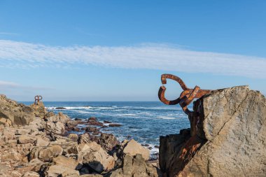 San Sebastian (Spanin) Peine del Viento Eduardo Chillida sanatçının Heykel Sergisi