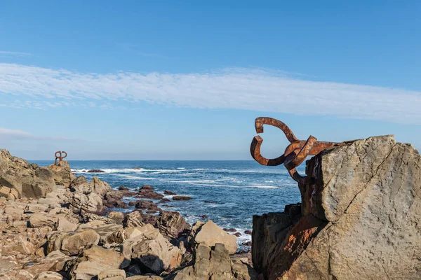 Сан Себастьян Spanin Скульптури Peine Del Viento Художника Едуардо Chillida — стокове фото