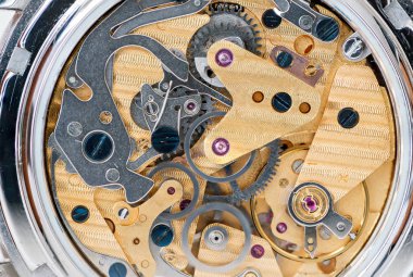 Birkaç saat düzeneğinin ayrıntıları söküldü