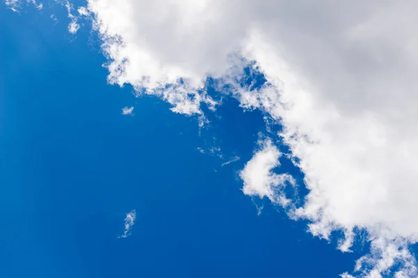 Sky with white clouds — Stock Photo, Image
