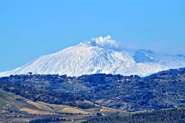 Mazzarino Etna Dağı, Caltanissetta, Sicilya, İtalya, Avrupa, çarpıcı görünümü