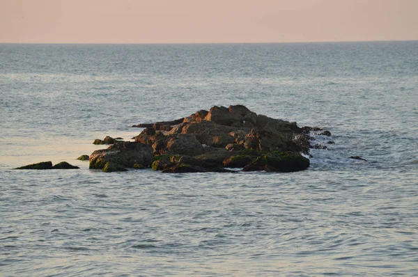 Hermoso Paisaje Marino Durante Amanecer Mar Mediterráneo Donnalucata Scicli Ragusa —  Fotos de Stock