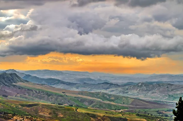 Wspaniały Krajobraz Sycylijski Zachodzie Słońca Enna Sycylia Włochy Europa — Zdjęcie stockowe