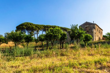 Terk edilmiş eski kır evi, Caltanissetta, Sicilya, Italya, Avrupa ile güzel sahne