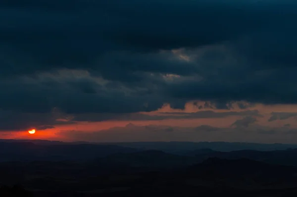 Maravilhoso Pôr Sol Nas Nuvens Mazzarino Caltanissetta Sicília Itália Europa — Fotografia de Stock