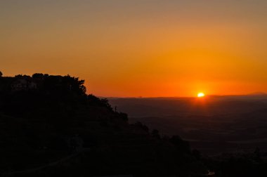 Sicilya Hills, Mazzarino, Caltanissetta, Sicilya, Italya, Avrupa üzerinde harika Silhouette Sunset