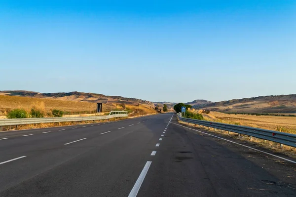 Krajobraz Autostrady Państwowej Caltanissetta Sycylia Włochy Europa — Zdjęcie stockowe
