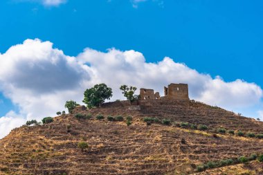 Mazzarino Ortaçağ Kalesi, Caltanissetta, Sicilya, İtalya, Avrupa Pitoresk Görünümü