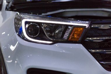 Novokuznetsk. Rusya. 18.04.2018. Çin araba Lifan X70 tanıtımı