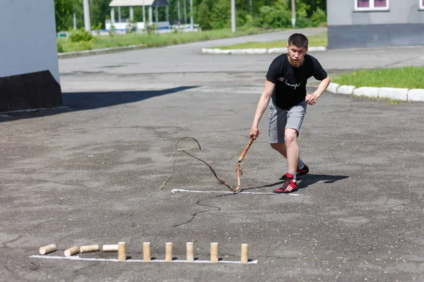 Novokuznetsk. Rosja. 08.06.2019. konkursy w grach narodowych małych narodów Syberii. Shoria, Shor. Redakcji — Zdjęcie stockowe