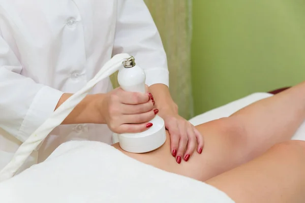 Cavitation on the upper thigh — Stock Image Cavitation on the upper thigh Royalty Free Stock Images
