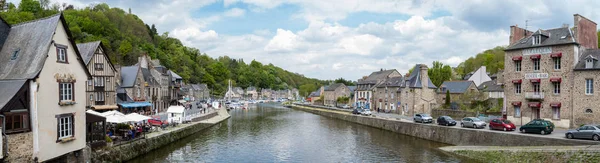 Dinan Bretanha Maio 2013 Vista Panorâmica Porto Dinan Rio Rance — Fotografia de Stock