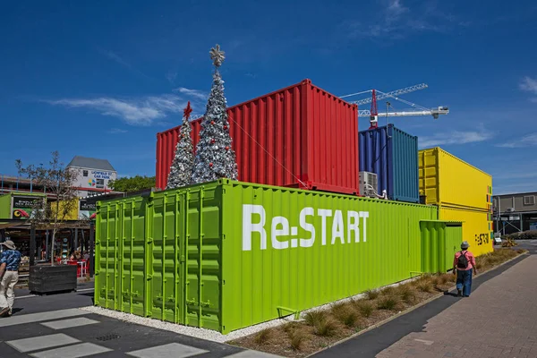 Christchurch Yeni Zelanda 19th Aralık 2014: perakende seçim bölgesi Christchurch oteli, konteyner nakliye inşa mağazaları ile yeniden başlatın.