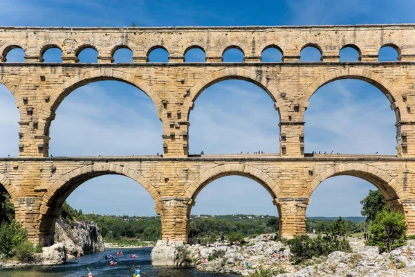 Kajakfahren Unter Dem Pont Gard Der Nähe Von Nimes Der — Stockfoto