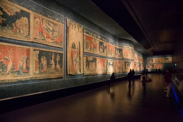 激怒法国 2013年5月9日 天启挂毯 一个大中世纪法国的挂毯委托路易斯 安茹公爵 并生产之间的1377和 1382 这是位于城堡 — 图库照片
