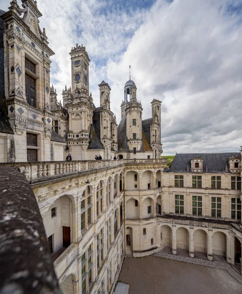 Θέα Στην Αυλή Και Την Ανύψωση Του Chateau Chambord Κοιλάδα — Φωτογραφία Αρχείου