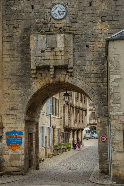 Noyers Sur Serein França Maio 2013 Porta Entrada Para Pitoresca — Fotografia de Stock