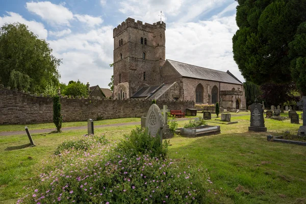 Usk Wales Červen 25Th 2015 Kostel Panny Marie Krásné Vesnici — Stock fotografie