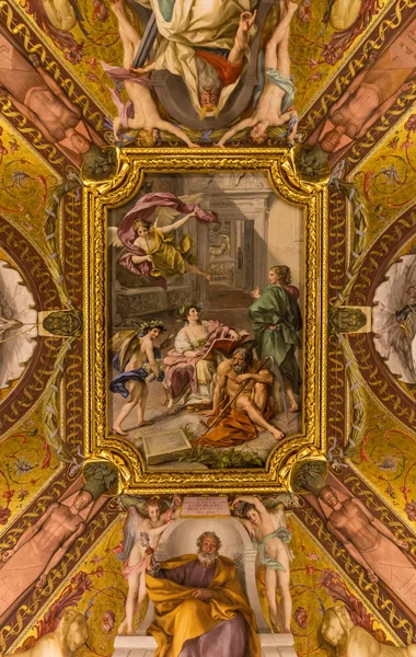 로마에서 바티칸 박물관 내용의 이탈리아 2015 — 스톡 사진