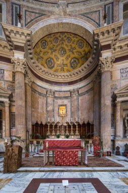 Roma İtalya 28th Haziran 2015: Alter Roma'da Pantheon içinde