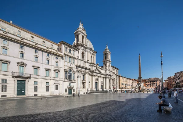 Rom Italien Juni 2015 Tittar Mot Den Berömda Fontana Dei — Stockfoto