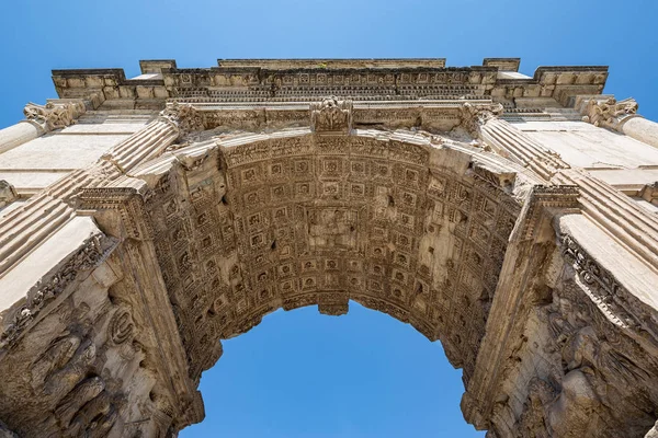 Looking Arch Septimius Severus Located Northwest End Roman Forum Rome — Stock Photo, Image