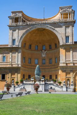Roma İtalya 27 Haziran 2015: Fontana della Pigna ya da sade bir şekilde Pigna 