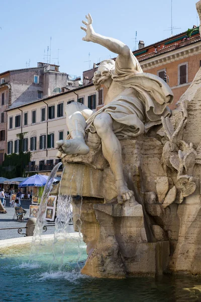 Roma Giugno 2015 Particolare Fontana Dei Quattro Fiumi Che Una — Foto Stock