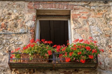 Saksı küçük bir kasabasında Toskana, İtalya