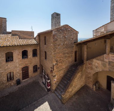 San Gimignano İtalya 2nd Temmuz 2015: Giriş ve avluya Musei Civici San Gimignano, Toskana, İtalya